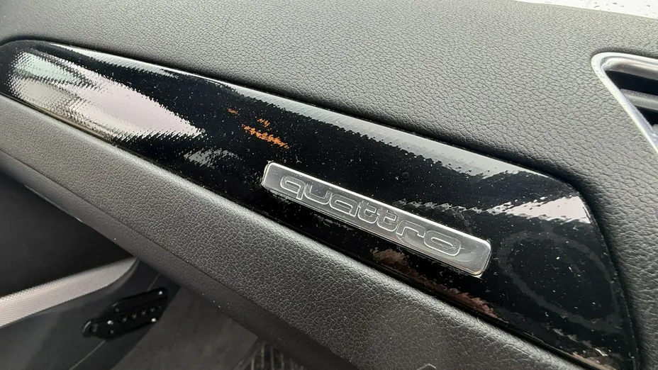 AUDI A4 -