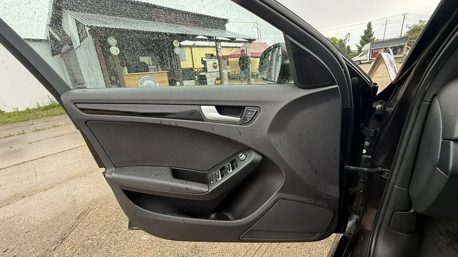 AUDI A4 -