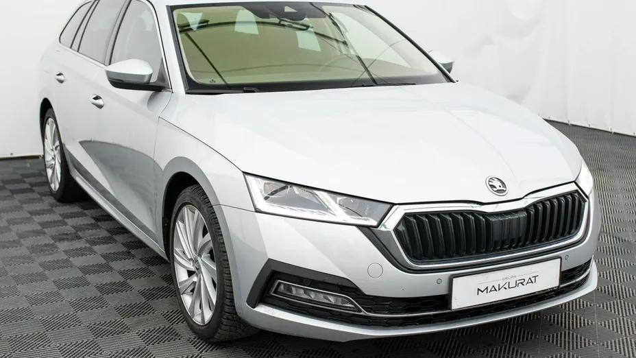 SKODA Octavia -