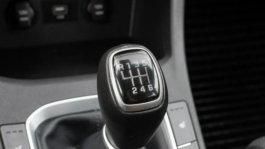 HYUNDAI i30 -
