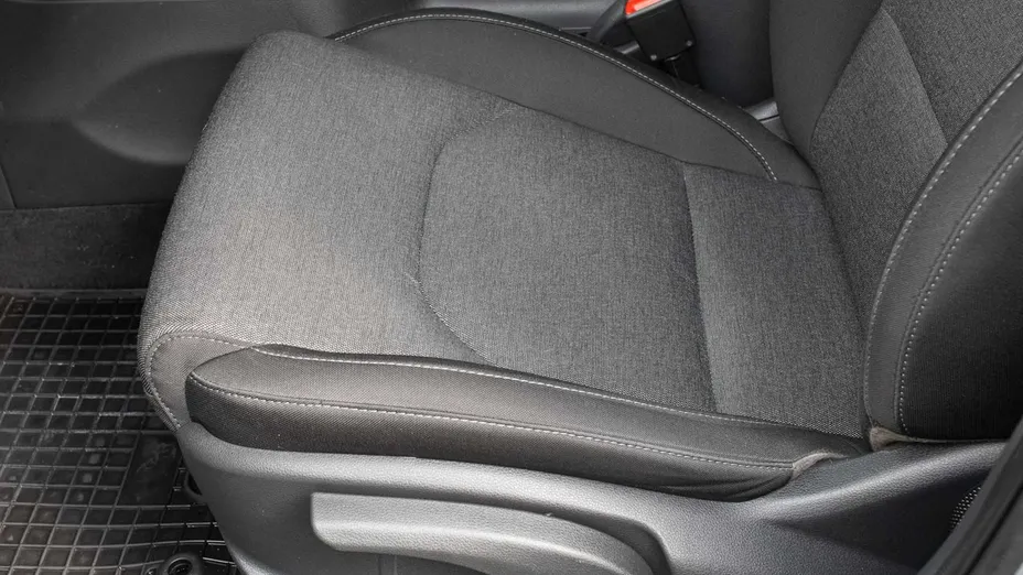 HYUNDAI i30 -