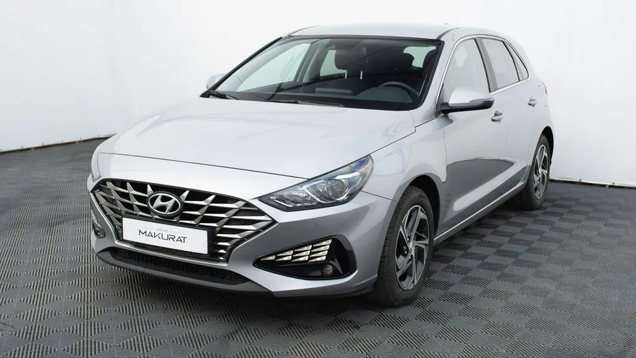 HYUNDAI i30 -