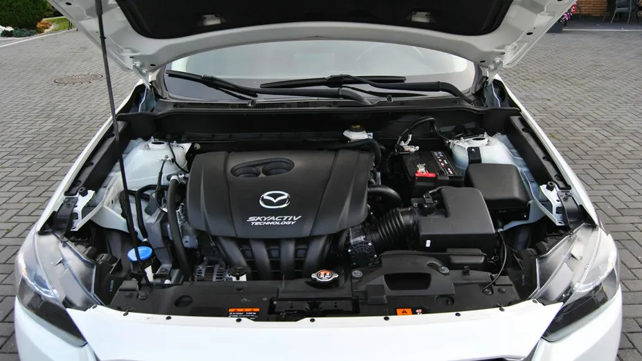 MAZDA CX-3 -
