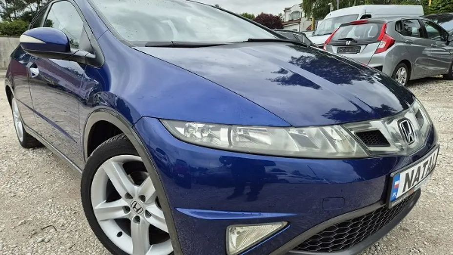 HONDA Civic -