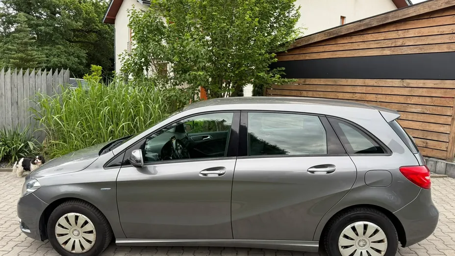 MERCEDES-BENZ B Klasa -