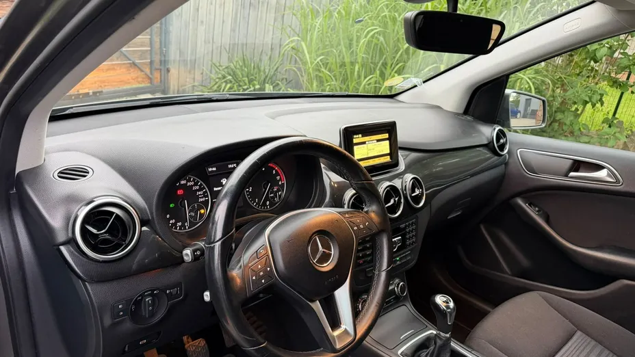 MERCEDES-BENZ B Klasa -