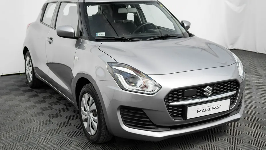 SUZUKI Swift -