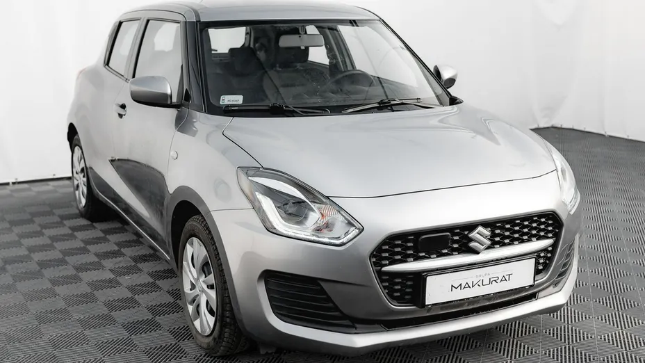 SUZUKI Swift -