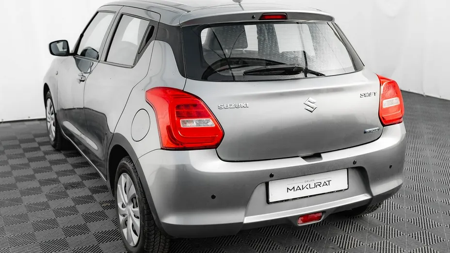 SUZUKI Swift -