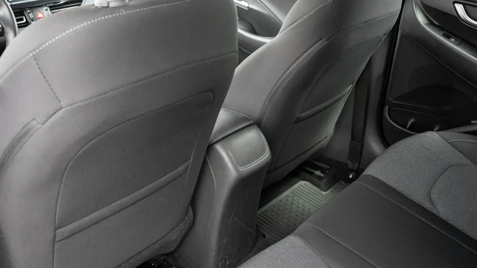 HYUNDAI i30 -