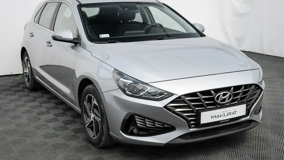 HYUNDAI i30 -