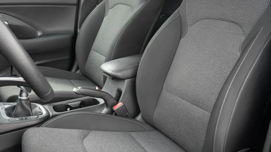 HYUNDAI i30 -