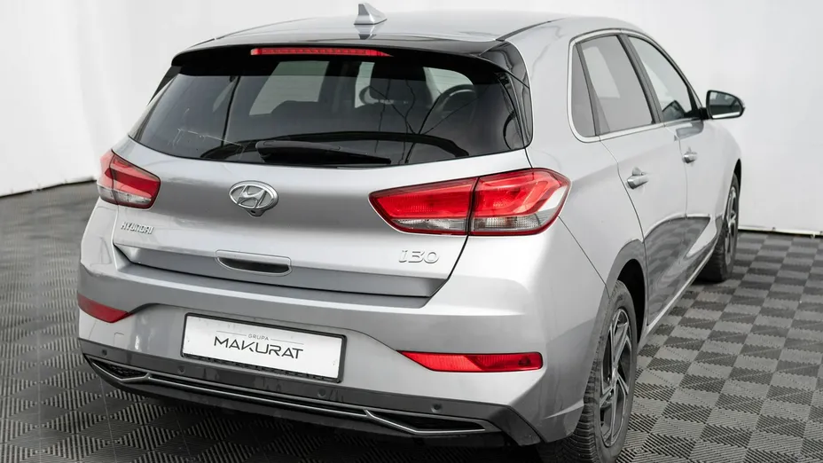 HYUNDAI i30 -