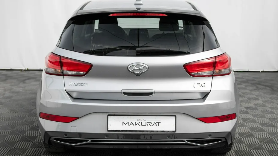 HYUNDAI i30 -