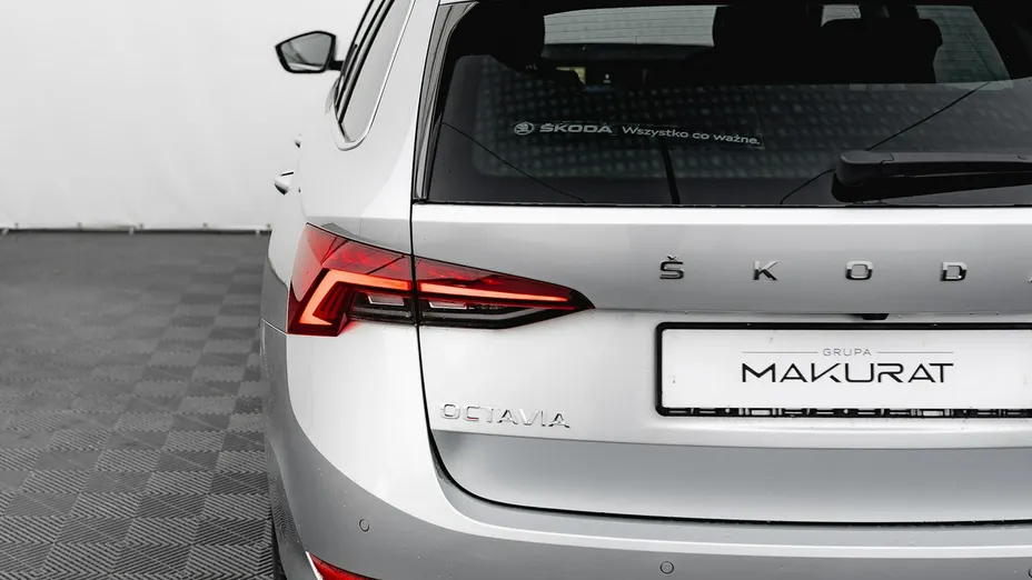 SKODA Octavia -