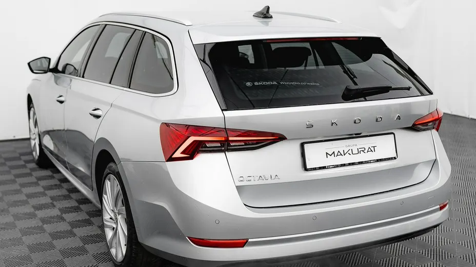 SKODA Octavia -