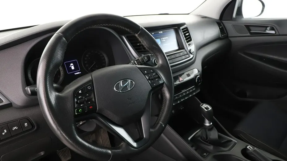 HYUNDAI Tucson -