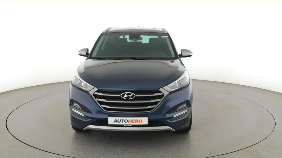 HYUNDAI Tucson -
