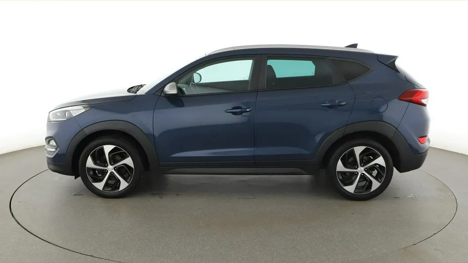 HYUNDAI Tucson -