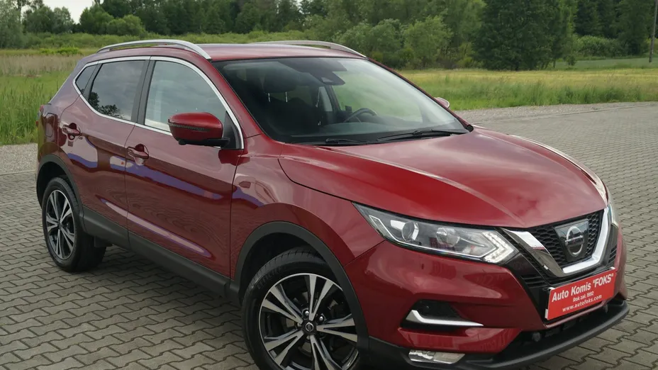 NISSAN Qashqai -