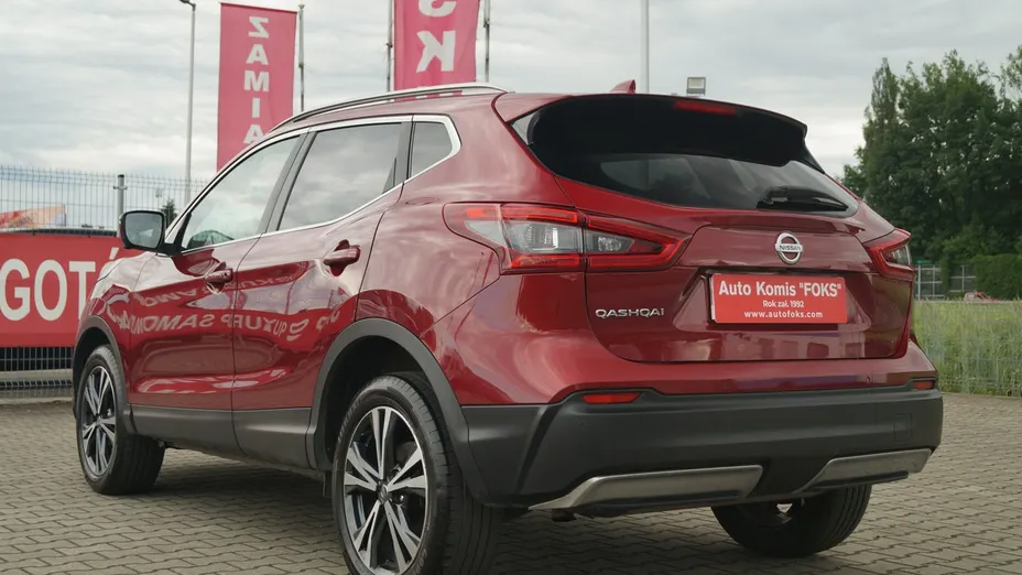 NISSAN Qashqai -