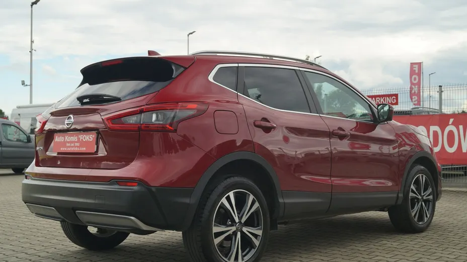 NISSAN Qashqai -