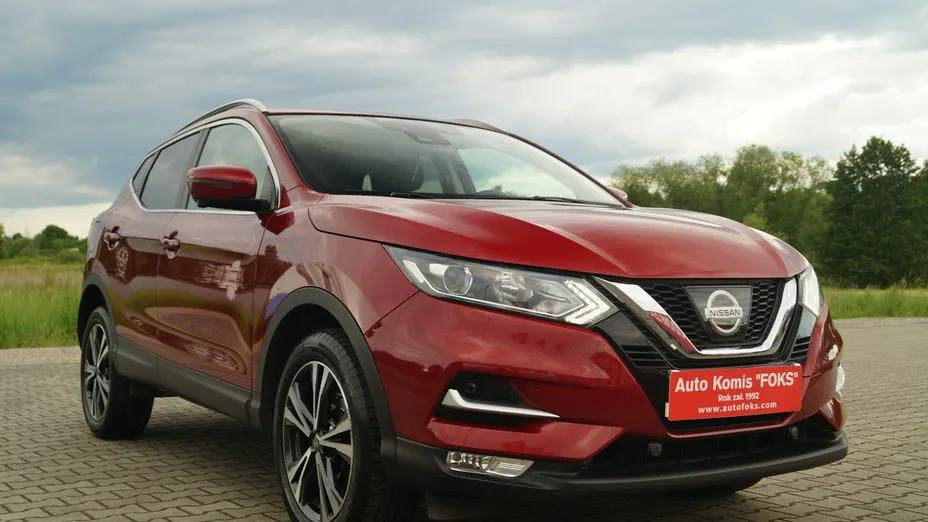 NISSAN Qashqai -