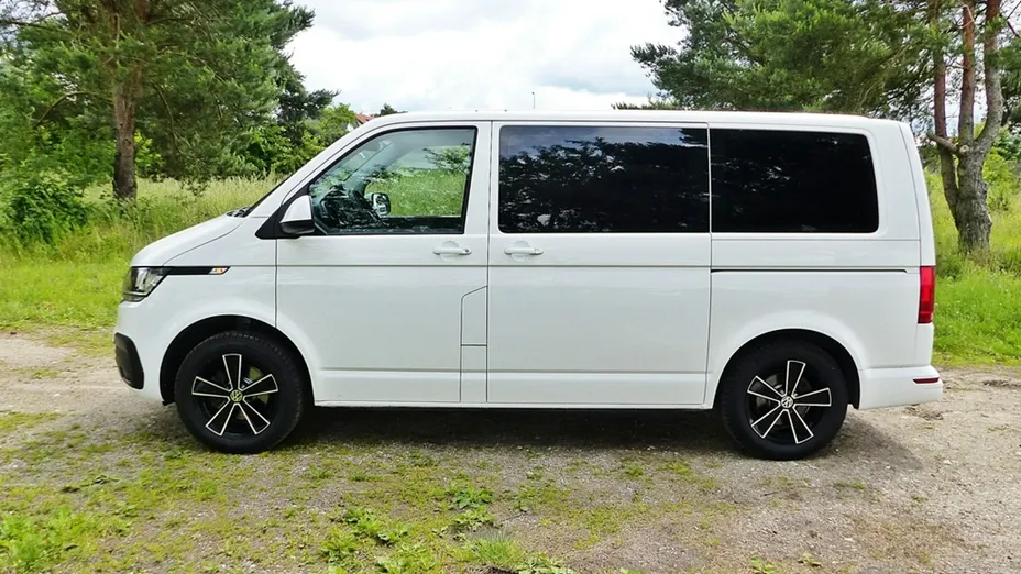 VOLKSWAGEN Transporter -