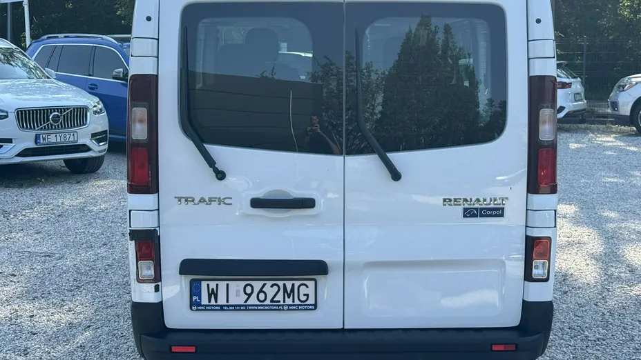 RENAULT Trafic -