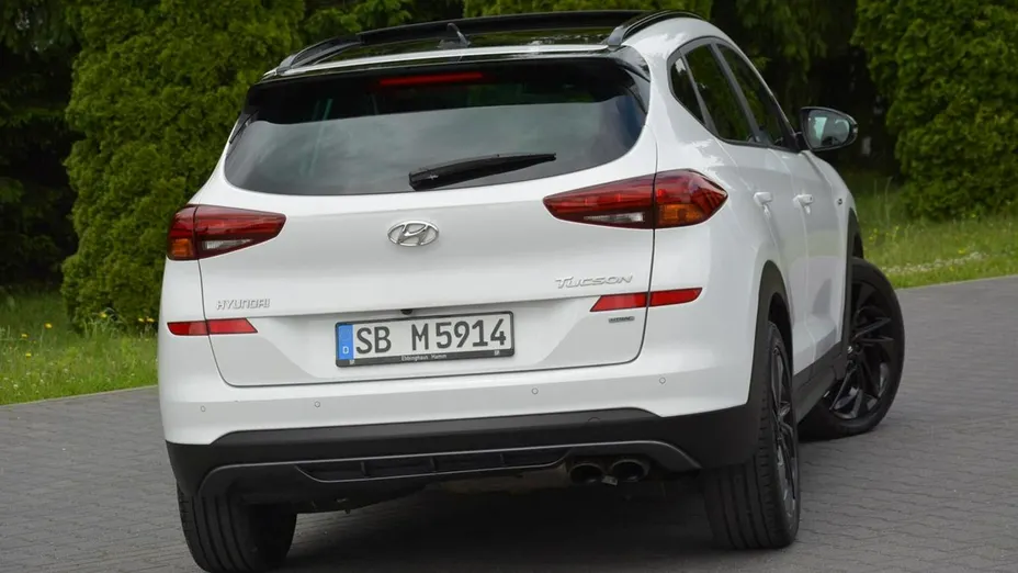 HYUNDAI Tucson -