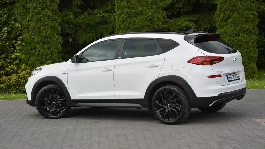 HYUNDAI Tucson -