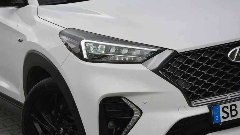 HYUNDAI Tucson -