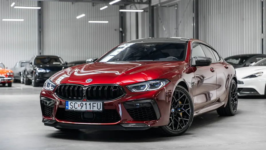 BMW M8 -