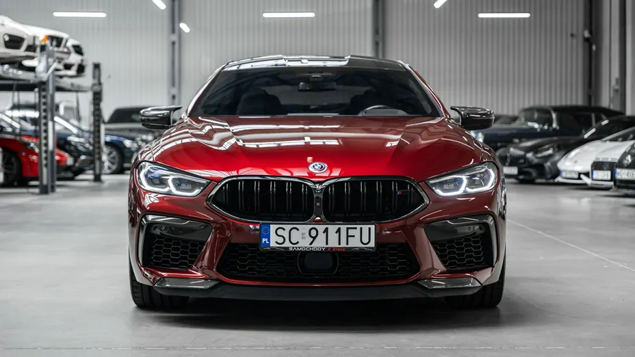 BMW M8 -