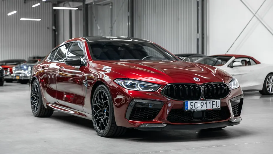 BMW M8 -