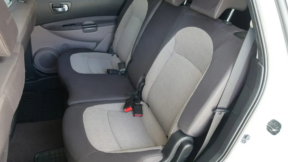 NISSAN Qashqai+2 -