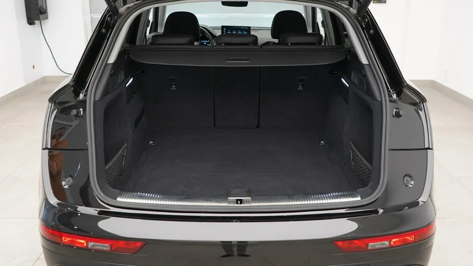 AUDI Q5 -