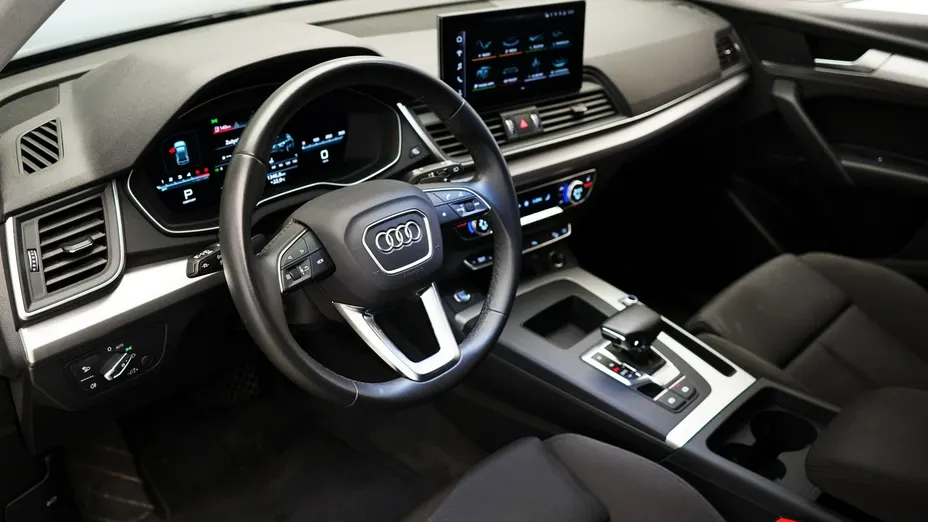 AUDI Q5 -