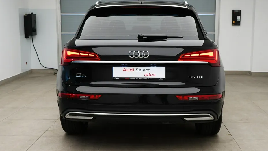 AUDI Q5 -