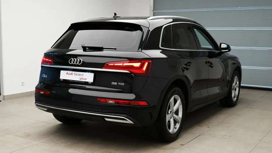 AUDI Q5 -