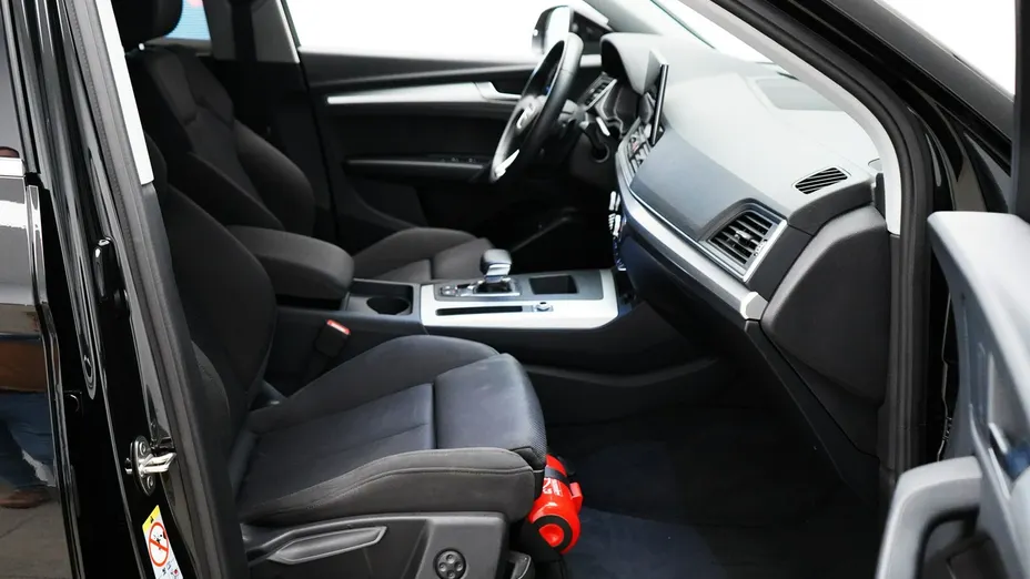 AUDI Q5 -