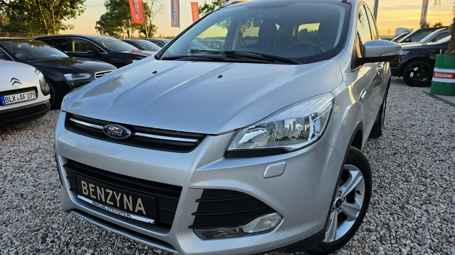 FORD Kuga -