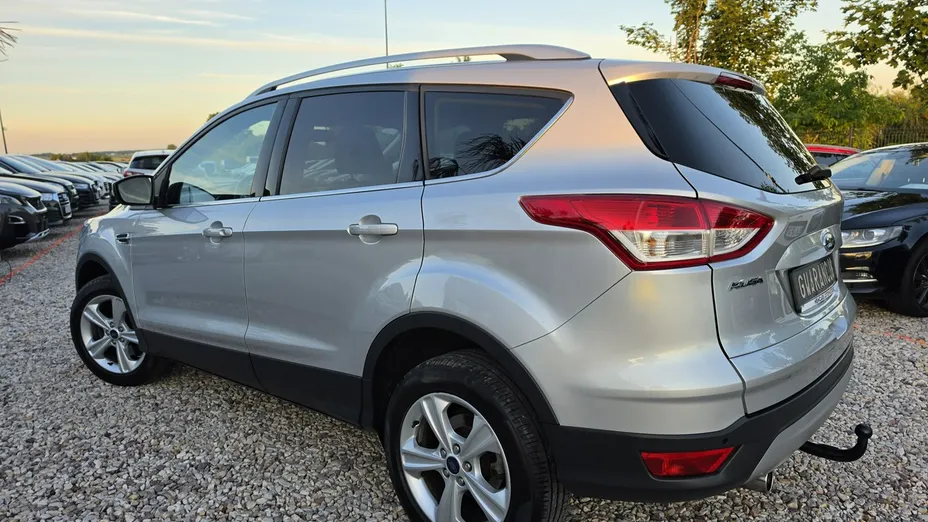 FORD Kuga -