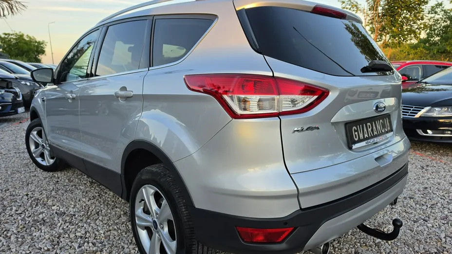 FORD Kuga -