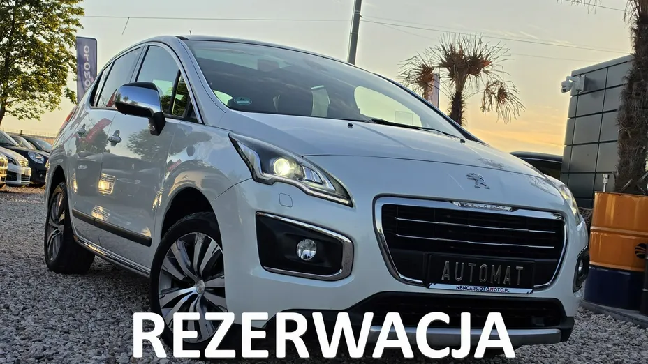 PEUGEOT 3008 -