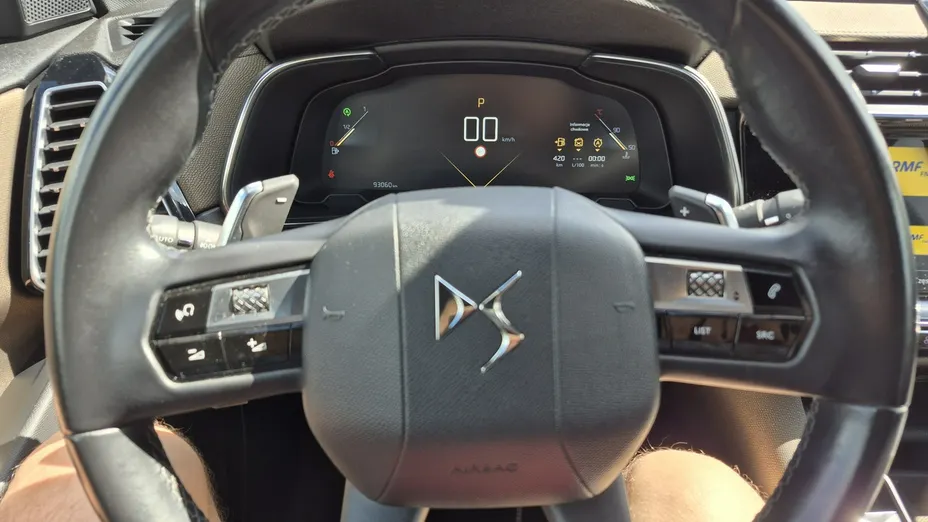 CITROEN DS7 -