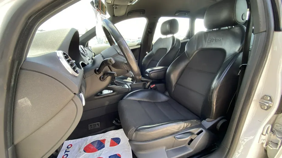 AUDI A4 -