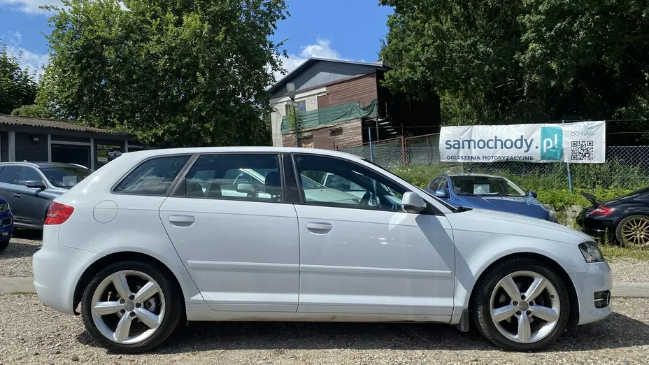 AUDI A4 -