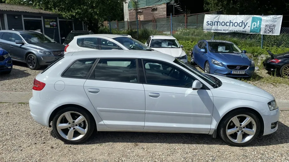 AUDI A4 -