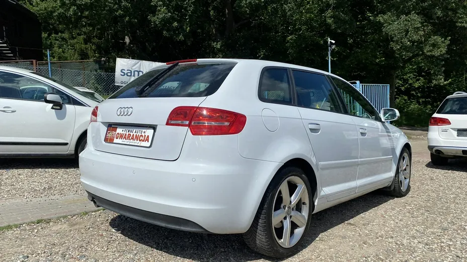 AUDI A4 -